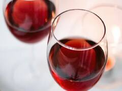 Maharashtra: बार मालिकों ने मांगी ने मांगी थी छूट, राज्य आबकारी विभाग ने 70 प्रतिशत बढ़ा दिया शुल्क