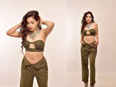 PHOTO : उर्फीच्या फोटोंनी घातला सोशल मीडियावर धुमाकूळ!