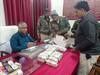 MP News: जबलपुर रेलवे स्टेशन पर जीआरपी ने दो यात्रियों के पास से जब्त किए 72 लाख रुपये, जानें पूरा मामला