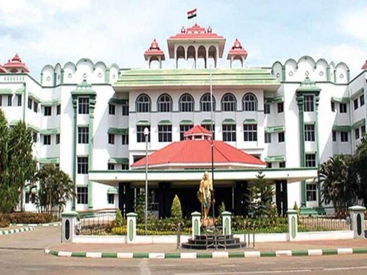 Thanjavur School Girl Death Case transferred to CBI- High Court Madurai Branch Thanjavur Girl Case: மாணவி தற்கொலை விவகாரம்: சிபிசிஐடி விசாரணை கேட்ட மாணவியின் தந்தை - சிபிஐக்கு மாற்றி உத்தரவிட்ட நீதிபதி!