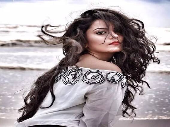 Kacha Badam Song पर भोजपुरी एक्ट्रेस Nidhi Jha ने किया कमर तोड़ ड़ांस, Video Viral Kacha Badam Song पर भोजपुरी एक्ट्रेस Nidhi Jha ने किया कमर तोड़ ड़ांस, Video Viral