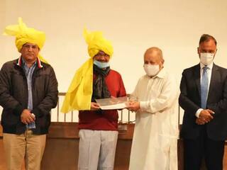 CM Arvind Kejriwal : दिल्लीतील नुकसानग्रस्त शेतकऱ्यांना मुख्यमंत्री केजरीवाल यांच्या हस्ते मदतीचे वाटप