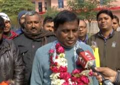 UP Election 2022: सपा छोड़ अपना दल में शामिल हुए पूर्व विधायक डॉक्टर वाचस्पति, जानिए- कहां से लड़ेंगे चुनाव?