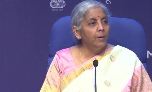 budget 2022 finance minister nirmala sitharaman press conference on union budget  2022 Budget 2022: બજેટ પર નાણા મંત્રી નિર્મલા સીતારમણની પત્રકાર પરિષદ, કહ્યું - અમે 2 વર્ષથી ટેક્સ નથી વધાર્યો