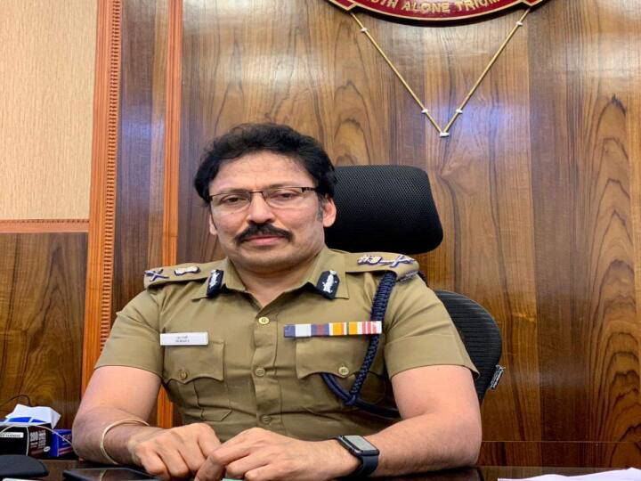 வேலை செய்யவில்லை என்றால் கூண்டோடு தூக்கிவிடுவேன்..! காவலர்களை எச்சரித்த தாம்பரம் ஆணையர் Tambaram Commissioner warned police audio goes viral on internet வேலை செய்யவில்லை என்றால் கூண்டோடு தூக்கிவிடுவேன்..! காவலர்களை எச்சரித்த தாம்பரம் ஆணையர்