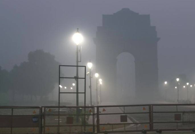 Weather Today : A thin layer of fog envelops Delhi this morning 1 feb 2022 ,city,wise temperature imd rainfall alert Weather Today : ਦਿੱਲੀ ਤੋਂ ਲੈ ਕੇ ਯੂਪੀ-ਬਿਹਾਰ ਤੱਕ ਸੰਘਣੀ ਧੁੰਦ ਦੇ ਨਾਲ ਠੰਡ ਦਾ ਦੋਹਰਾ ਕਹਿਰ ! ਜਾਣੋਂ ਮੌਸਮ ਦਾ ਹਾਲ 