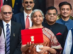 Union Budget 2022: রেলমন্ত্রক থেকে সড়ক পরিবহন, কোন মন্ত্রকের জন্য কত বরাদ্দ বাজেটে?