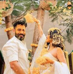 Mouni Roy Wedding: হলুদে মাখামাখি সূৃর্য-মৌনী, নবদম্পতির নতুন ছবিতে মুগ্ধ অনুরাগীরা