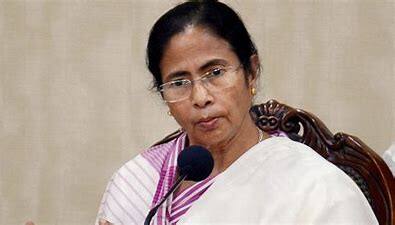 Union Budget 2022: 'সাধারণ মানুষের জন্য এই বাজেট একটা শূন্য মাত্র, পেগাসাস-স্পিন বাজেট', খোঁচা মমতার। Bangla News