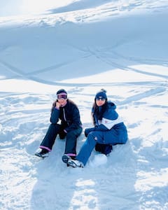 IN PICS| Sara Ali Khan And Brother Ibrahim Enjoy The 'Icy Breeze' In Kashmir As They Jet Ski