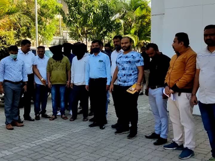 Pimpri-Chinchwad One kidnapped for Rs 300 crore bitcoin पिंपरी-चिंचवडमध्ये 300 कोटींचे बिटकॉईन हडपण्यासाठी एकाचे अपहरण, पोलीस शिपाई मुख्य सूत्रधार असल्याने खळबळ