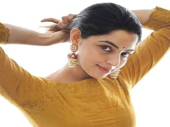 Actress Nikhila Vimal | உன்ன போல ஒருத்தர நான்.. நடிகை நிகிலா விமலின் அழகான க்ளிக்ஸ்! Actress Nikhila Vimal | உன்ன போல ஒருத்தர நான்.. நடிகை நிகிலா விமலின் அழகான க்ளிக்ஸ்!