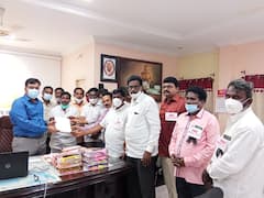 Nellore: ట్రెజరీ ఉద్యోగుల నిరసన, ఒకరికి అస్వస్థత.. ఒత్తిడి చేయొద్దని కలెక్టర్‌కు వినతి పత్రం