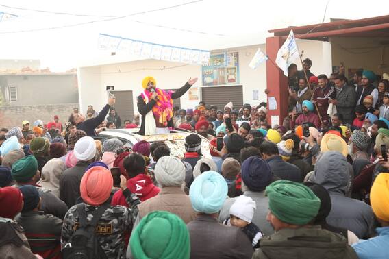 ਭਗਵੰਤ ਮਾਨ ਦਾ ਦਾਅਵਾ, ਸਾਡੇ ਕੋਲ ਪੰਜਾਬ ਦੀ ਤਰੱਕੀ ਲਈ ਸਾਰਾ ਰੋਡਮੈਪ ਤਿਆਰ, ਅਸੀਂ ਬਣਾਵਾਂਗੇ ਰੰਗਲਾ ਪੰਜਾਬ ਭਗਵੰਤ ਮਾਨ ਦਾ ਦਾਅਵਾ, ਸਾਡੇ ਕੋਲ ਪੰਜਾਬ ਦੀ ਤਰੱਕੀ ਲਈ ਸਾਰਾ ਰੋਡਮੈਪ ਤਿਆਰ, ਅਸੀਂ ਬਣਾਵਾਂਗੇ ਰੰਗਲਾ ਪੰਜਾਬ