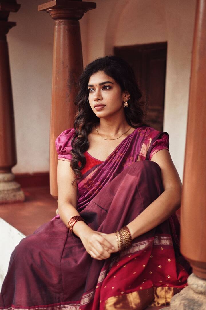 பகல் பொழுதின் பேரழகா ராத்திரியின் பூரணமா