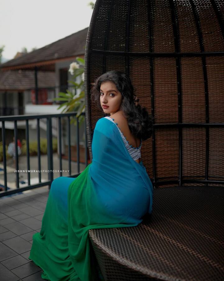 மெட்டமைச்ச பாட்டா பொங்கி வழிஞ்ச