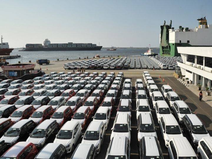 Russia has decided to ban the export of more than 200 cars and auto parts रशियाने उचलले 'हे' मोठे पाऊल, जगभरातील वाहन उद्योगावर होणार वाईट परिणाम!