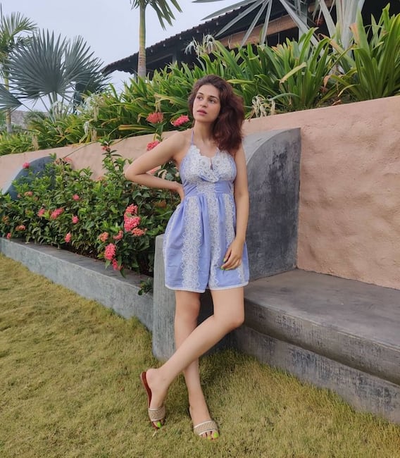 Shraddha Das: శ్రద్ధాదాస్ బాస్ లేడీ గెటప్.. ఫొటోలు వైరల్..