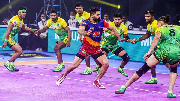 kabaddi pkl-8 up yoddha vs patna pirates head to head monu goyat pardeep narwal match preview where to watch pro kabaddi league 2021-22 Pro Kabaddi league: जीत की पटरी पर लौटने के इरादे से मैट पर उतरेगी यूपी योद्धा, पायरेट्स लेना चाहेगी हार का बदला