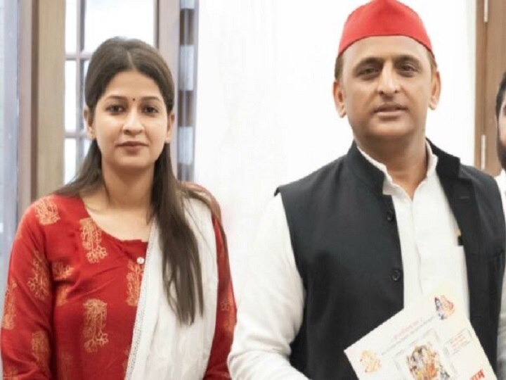 UP Election 2022: Pooja Shukla, Who Was Arrested For Protesting Against CM  Yogi, Became The Candidate Of Samajwadi Party, Will Contest From This Seat  In Lucknow | UP Election 2022: कभी सीएम