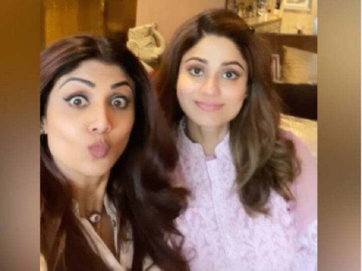 मुश्किल वक्त में बहन को छोड़कर Bigg Boss में क्यों चली गई थीं Shamita Shetty? अब बयां किया दर्द Shamita Shetty Reveals Why She Choose Bigg Boss OTT and Bigg Boss 15 During Shilpa Shetty Raj Kundra Hard Time मुश्किल वक्त में बहन को छोड़कर Bigg Boss में क्यों चली गई थीं Shamita Shetty? अब बयां किया दर्द
