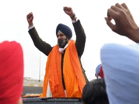 Punjab Election 2022: ਕੀ ਲੋੜ ਪੈਣ 'ਤੇ ਅਕਾਲੀ ਦਲ ਭਾਜਪਾ ਨਾਲ ਗਠਜੋੜ ਕਰੇਗਾ? ਅਕਾਲੀ ਆਗੂ ਬਿਕਰਮ ਮਜੀਠੀਆ ਦਾ ਵੱਡਾ ਐਲਾਨ Punjab Election 2022: ਕੀ ਲੋੜ ਪੈਣ 'ਤੇ ਅਕਾਲੀ ਦਲ ਭਾਜਪਾ ਨਾਲ ਗਠਜੋੜ ਕਰੇਗਾ? ਅਕਾਲੀ ਆਗੂ ਬਿਕਰਮ ਮਜੀਠੀਆ ਦਾ ਵੱਡਾ ਐਲਾਨ