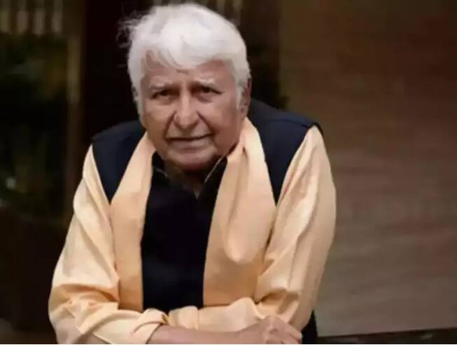 Ramesh Deo Lost actor who made an impression of evergreen acting Chief Minister's reaction to the death of Ramesh Dev Ramesh Deo : सदाबहार अभिनयाची छाप उमटवणारा, मनस्वी असा अभिनेता गमावला; रमेश देव यांच्या निधनावर मुख्यमंत्र्यांची प्रतिक्रिया