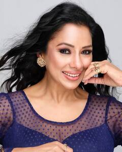 Rupali Ganguly Fees: इन 6 एक्ट्रेसेस ने ठुकराया अनुपमा का रोल, तब चमकी रुपाली गांगुली की किस्मत, बनीं टीवी की हाईएस्ट पेड एक्ट्रेस