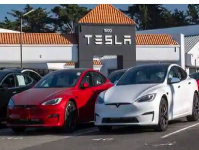Tesla recalls more than 817,000 vehicles in US over OTA software alert ஒரே நேரத்தில் 8,17,000 கார்களை திரும்பப் பெற்ற டெஸ்லா: ஏன் தெரியுமா?