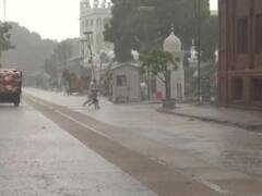 Punjab Weather Report: पंजाब में गरज के साथ जोरदार बारिश जारी, जानें- मौसम कब होगा साफ
