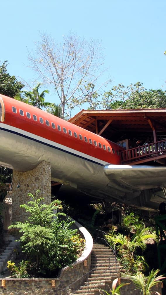 பிரமிக்கவைக்கும் உலகின் 10 வித்தியாசமான ஓட்டல்கள் !