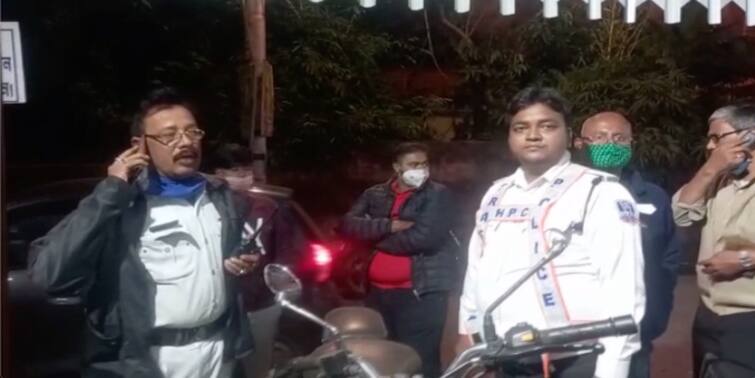 Howrah: Bike thief arrested due to initiative of a civic volunteer at Bally Howrah: বালিতে সিভিক ভলান্টিয়ারের তৎপরতায় ধরা পড়ল বাইক চোর