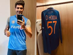 IND vs WI: Team India की जर्सी मिलते ही खुश हुए Deepak Hooda, फोटो शेयर कर दिया यह रिएक्शन