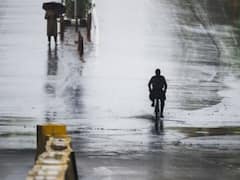 Watch: दिल्ली-एनसीआर में बदलते मौसम ने बढ़ाई ठंड, बारिश से मिल सकती है प्रदूषण में राहत