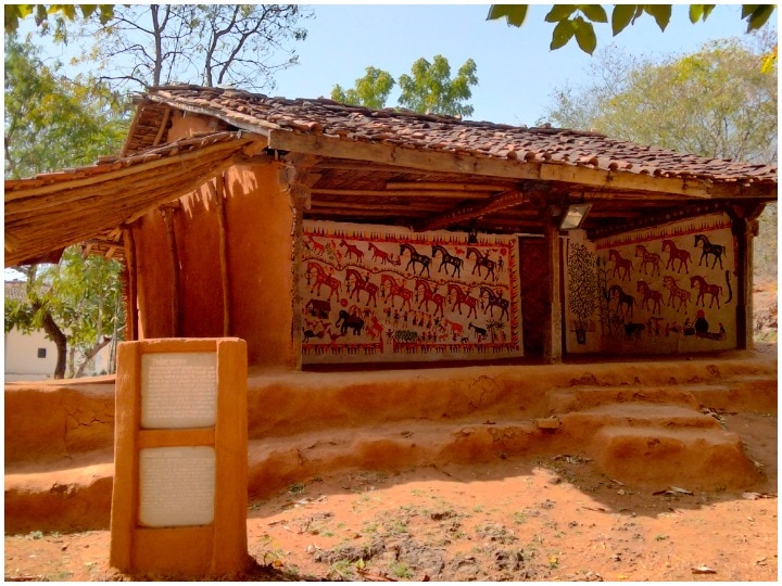 कई राज्यों की संस्कृति को संजोए हैं उदयपुर में बना ‘शिल्पग्राम’, 130 बीघे में फैला है झोपड़ियों वाला ये गांव