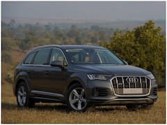 Audi Q7: ऑडी ने लॉन्च की अपनी 7 सीटर SUV, जानिए कितनी दमदार है और शानदार फीचर्स के साथ कितनी है कीमत