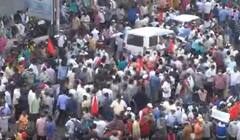 Chalo Vijayawada: పోలీసులను దాటుకుంటూ కదంతొక్కిన ఉద్యోగులు | ABP Desam