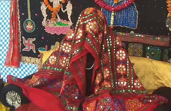 રૂપાલનાં ઢબુડી મા ફરી વિવાદમાં, જાણો આ વખતે શું કર્યો કાંડ કે પરિવાર સામે પોલીસ ફરિયાદ નોંધાઈ ? police complaint against Dhabudi Maa and other 3 persons after make illegal constructions રૂપાલનાં ઢબુડી મા ફરી વિવાદમાં, જાણો આ વખતે શું કર્યો કાંડ કે પરિવાર સામે પોલીસ ફરિયાદ નોંધાઈ ?