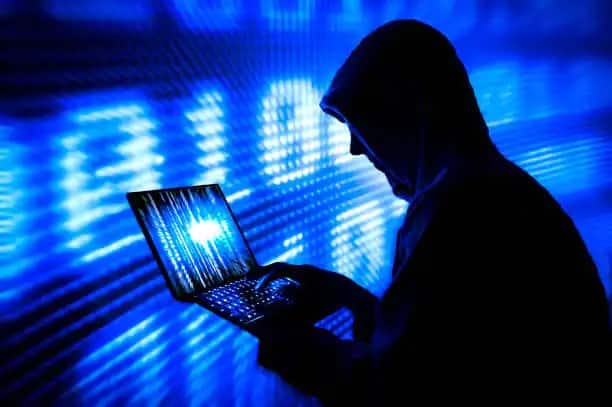 Cyber Fraud Alert: अगर बचना चाहते हैं साइबर फ्रॉड से तो अपनाएं ये तरीके, नहीं तो देखते-देखते खाता हो जाएगा खाली