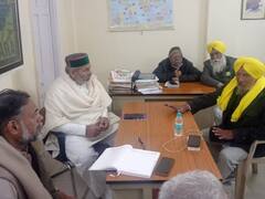 UP Election 2022: संयुक्त किसान मोर्चा की हुई बैठक, Rakesh Tikait ने BJP का जिक्र करते हुए यूपी चुनाव को लेकर की ये अपील