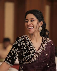 Mirnalini Ravi Photos: చందమామలాంటి మృణాళిని..ఎందుకో మరి టాలీవుడ్ లో క్లిక్కవలేదు..