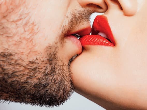 Happy Kiss Day 2022: ਹਜ਼ਾਰਾਂ ਸ਼ਬਦਾਂ ਦਾ ਅਹਿਸਾਸ ਕਰਵਾ ਦਿੰਦੀ ਸਿਰਫ ਇੱਕ ਕਿੱਸ, ਜਾਣੋ Kiss ਦੇ ਟਾਈਪ ਤੇ ਉਨ੍ਹਾਂ ਦਾ ਮਤਲਬ