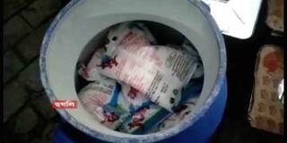 Hooghly News: পরিমাণ বাড়াতে গরুর দুধের সঙ্গে পাম তেল ও রাসায়নিক মিশিয়ে বিক্রি, কারখানা থেকে গ্রেফতার ৩