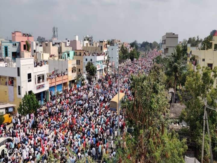 ‘Chalo Vijayawada’: Govt Employees Take Out Protest Rally Against New PRC, Police Try To Thwart Attempt ‘Chalo Vijayawada’: AP Police Try To Thwart Protesting Govt Employees' Attempt To Reach Vijayawada ‘Chalo Vijayawada’: Govt Employees Take Out Protest Rally Against New PRC, Police Try To Thwart Attempt