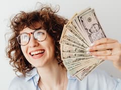 Husband For Sale: భర్తను ఆన్‌లైన్‌లో అమ్మకానికి పెట్టిన భార్య.. కొనేందుకు సిద్ధమైన మహిళలు, ధర ఎంతంటే..