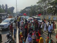 கோவை மாநகராட்சியில் கூட்டணி கட்சிகளுக்கு வார்டுகளை ஒதுக்கியதால் அதிருப்தி - பல்வேறு இடங்களில் திமுகவினர் போராட்டம்