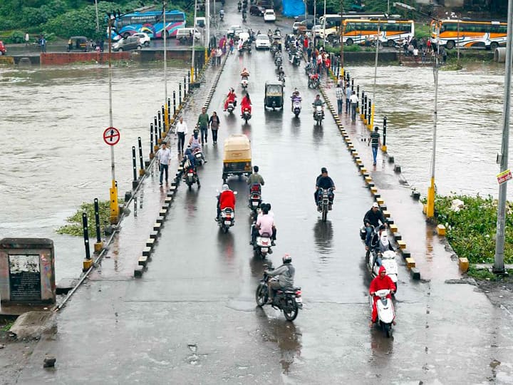 Pune : पुण्यातील बाबा भिडे पूल पाडणार Mahrashtra Pune historic Baba Bhide bridge will demolished soon Pune : पुण्यातील बाबा भिडे पूल पाडणार
