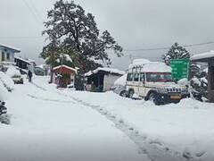 Rudraprayag: पहाड़ों में भारी बर्फबारी और बारिश से जन-जीवन अस्त व्यस्त, केदारनाथ में पुनर्निर्माण कार्य भी अटका