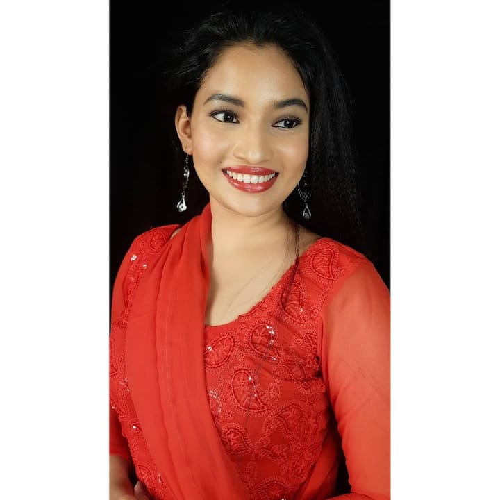 तिचे फोटो चाहत्यांच्या पसंतीस उतरले असून त्यावर अनेक कमेंट्सदेखील येत आहेत. राजेश्वरी नेहमीच इन्स्टाग्राम, फेसबुकवर तिचे फोटो नेहमी शेअर करत असते. या फोटोंनी तिने रसिकांची मने जिंकली आहेत. (photo: rajeshwariofficial/ig)