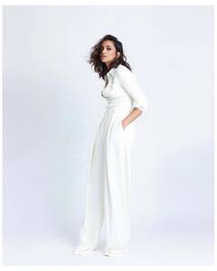 Deepika Padukone: వైట్ డ్రెస్ లో దీపికా బ్రైట్ లుక్, 'గెహ్రాయాన్' ప్రమోషన్స్ లో బిజీ బిజీ